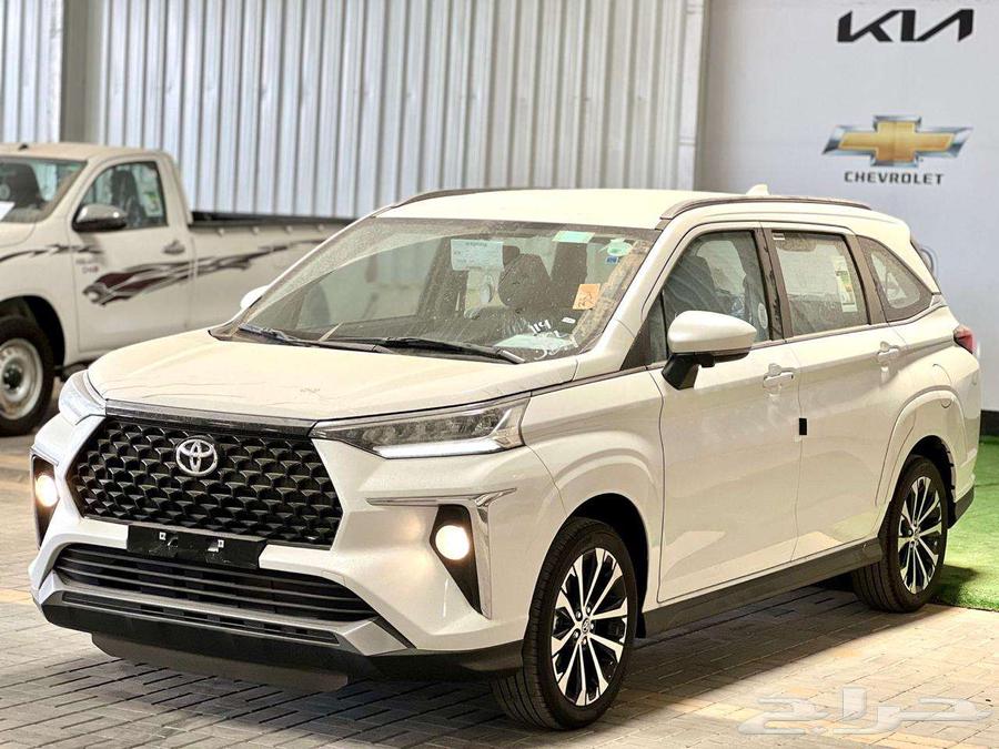 تويوتا فيلوز GLX 2025سعودي جديد اقل سعر63702948157441113