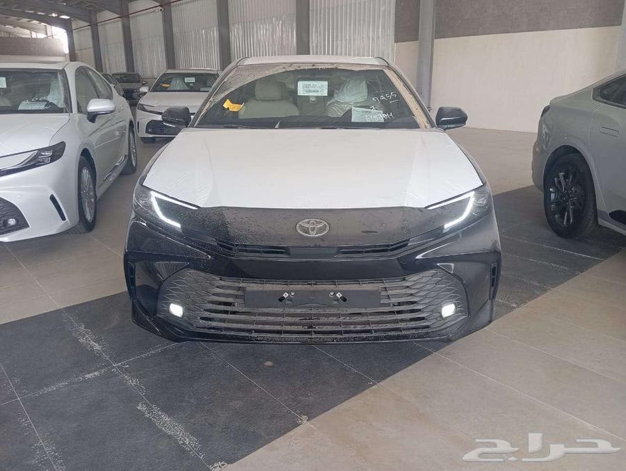 تويوتا كامري ستاندر بنزين (كاش واقساط)63698970720897110