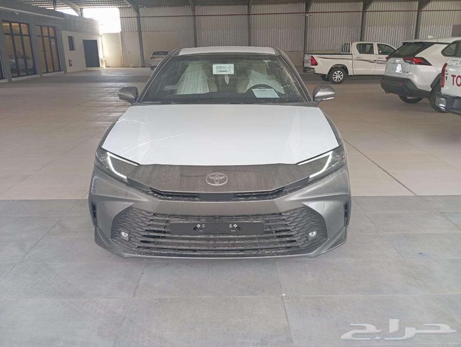 تويوتا كامري ستاندر بنزين (كاش واقساط)63698970720897111