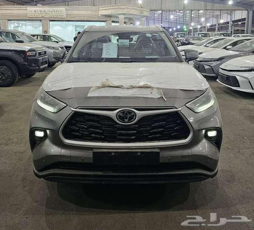 تويوتا هايلاندر GLE موديل 202563705255014657112