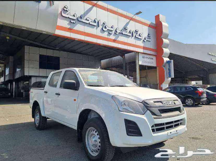 Isuzu D-Max all categories single cab and double cab at wholesale price 202563707271753987113