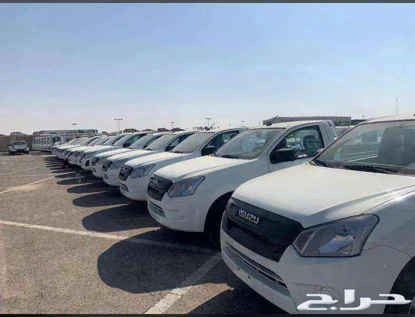 Isuzu D-Max all categories single cab and double cab at wholesale price 202563707271753987110