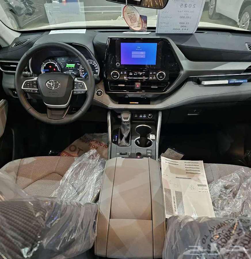تويوتا هايلاندر GLE موديل 202563705255014657114