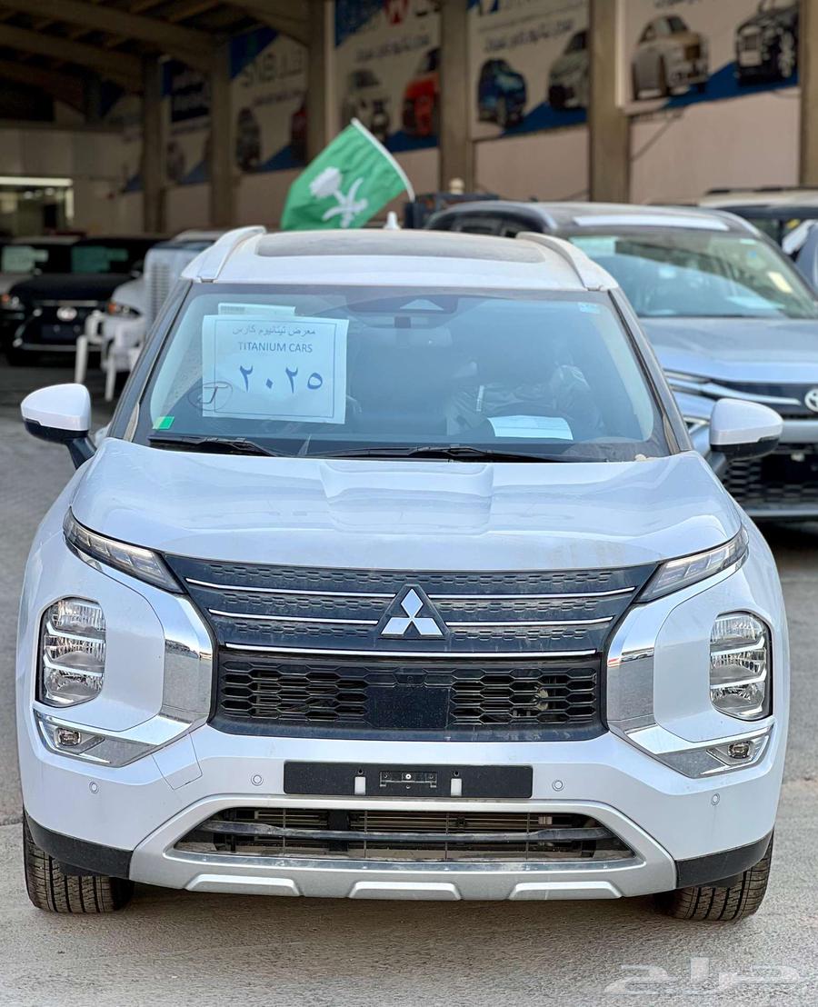 ميتسوبيشي اوتلاندر 4 4 نص فل 7 راكب 202563703479192323112