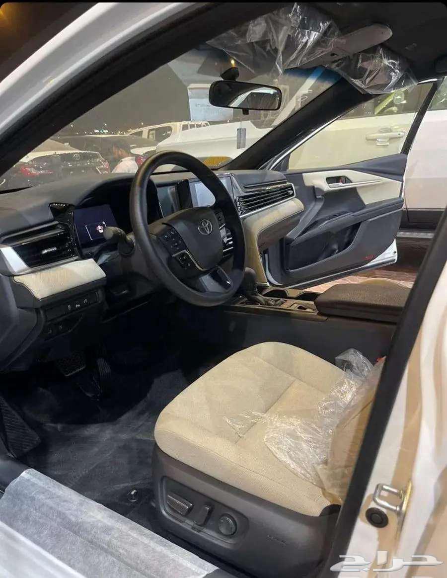 تويوتا راف فور استاندر بنزين 202563703745164929114