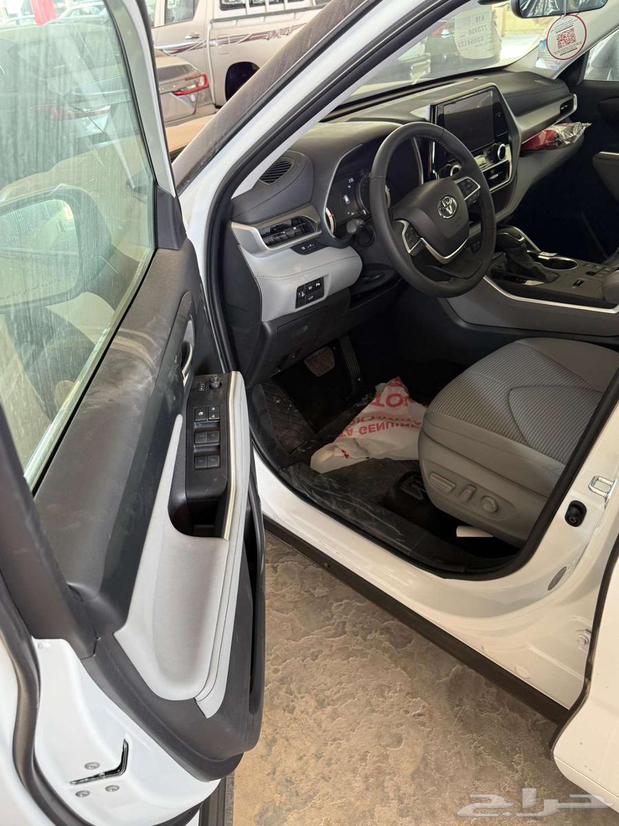 تويوتا هايلاندر نص فل GLE 202563708457735297113