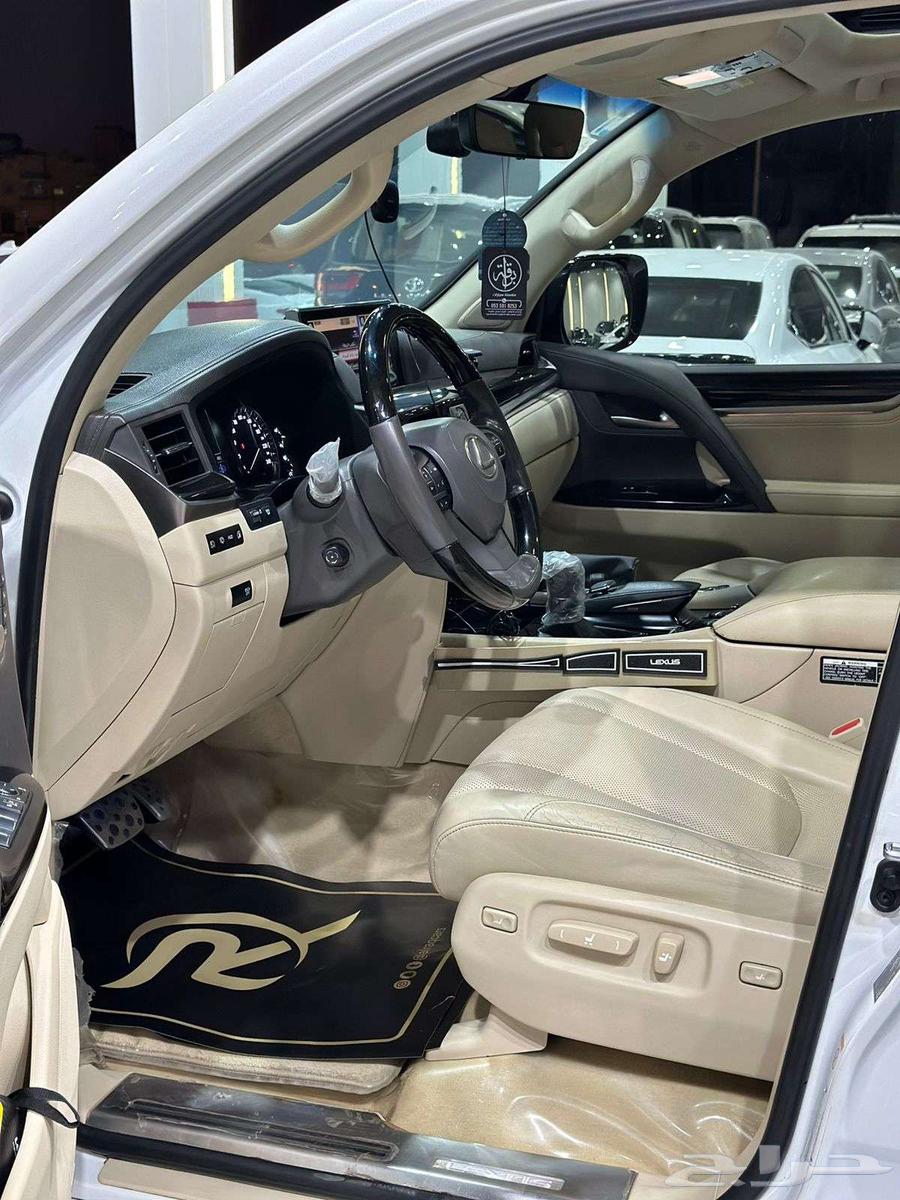 لكزس LX570 موديل 2018 بلاك اديشن سعودي63713010582529114