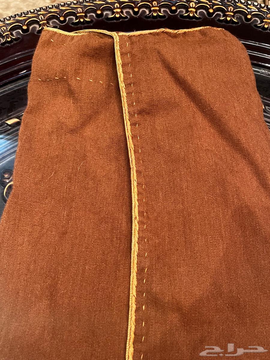 An old 40-year-old handmade bisht and bur hassawi63667798430595110
