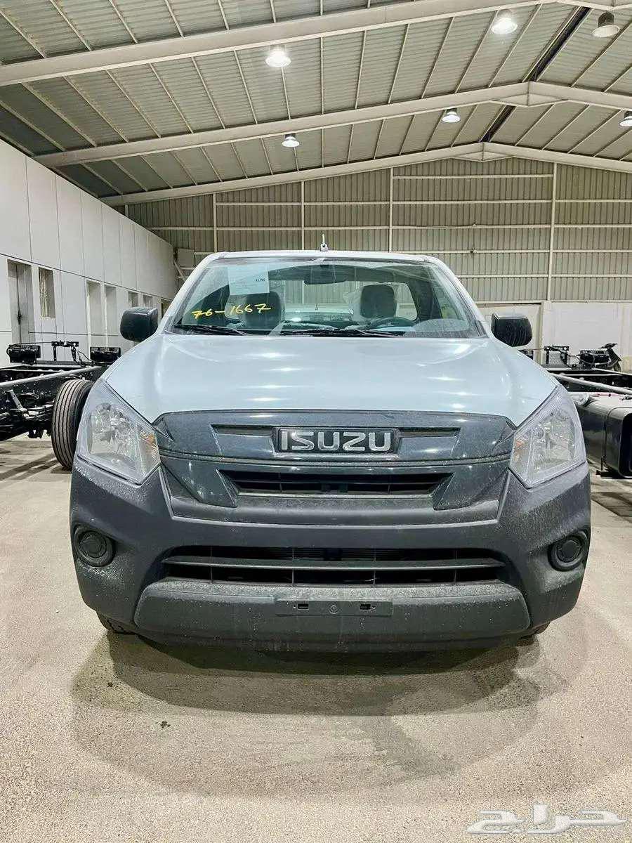 Isuzu D-Max 202563702768704642112
