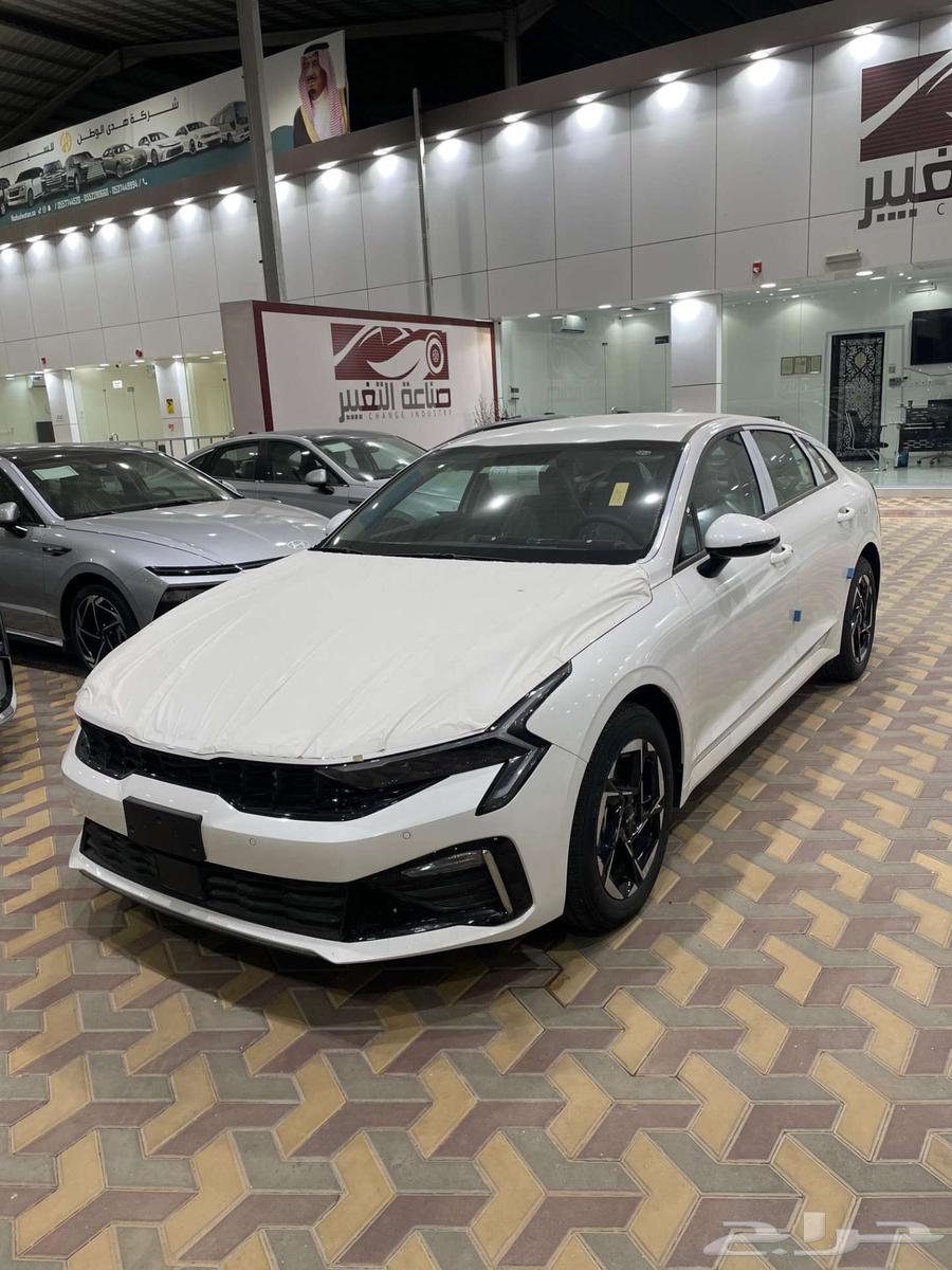 كيا k5 ستاندر مطور موديل 2025 بسعر 98800 بالضريبه63704458598913111