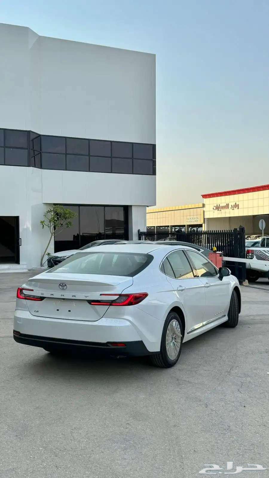 تويوتا كامري EL بنزين 2025 كاش واقساط اسعار منافسه63702768664193112