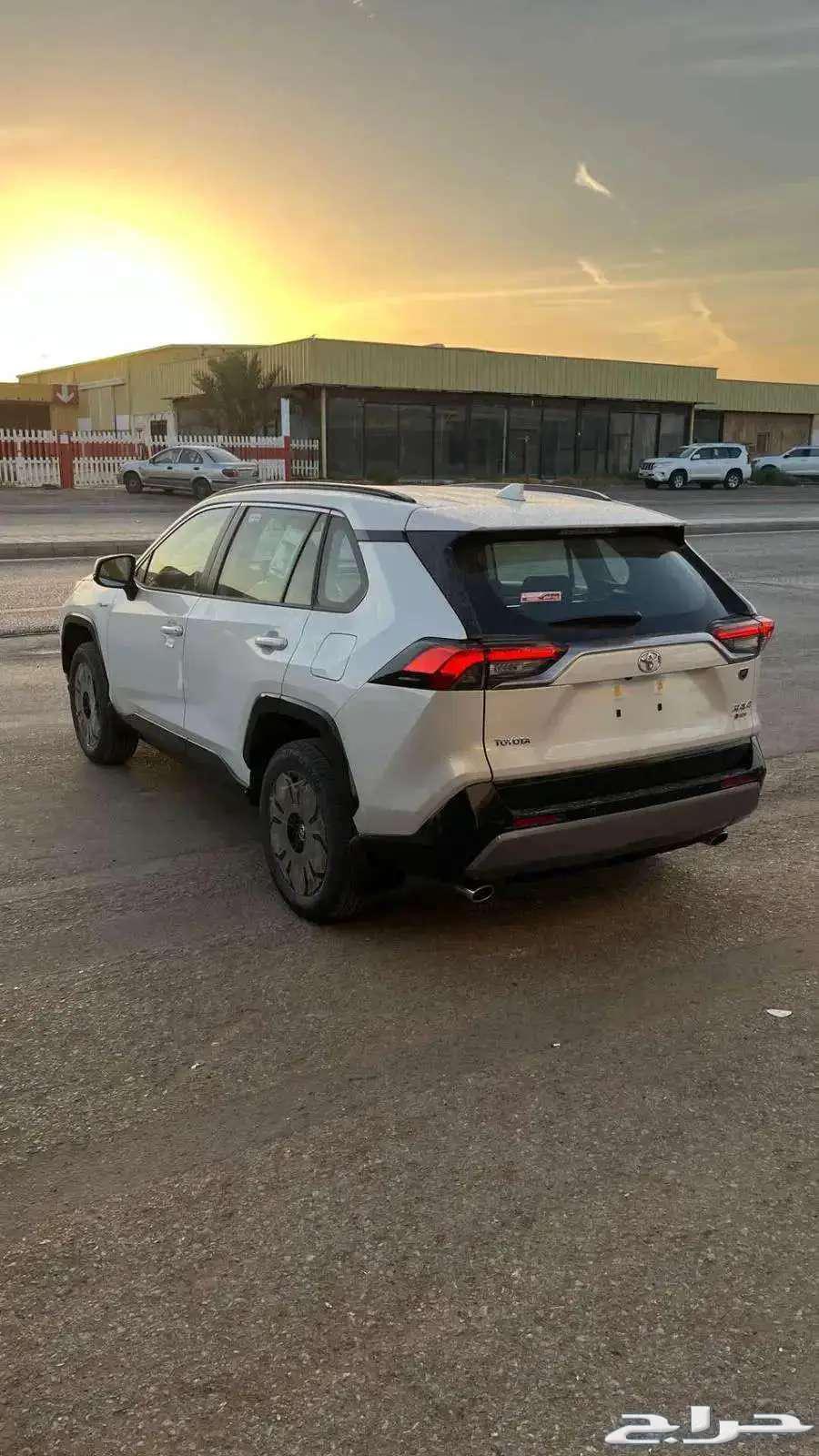 عرض اليوم راف فور XLE نص فل 2025 كاش اقل سعر63703479243395113