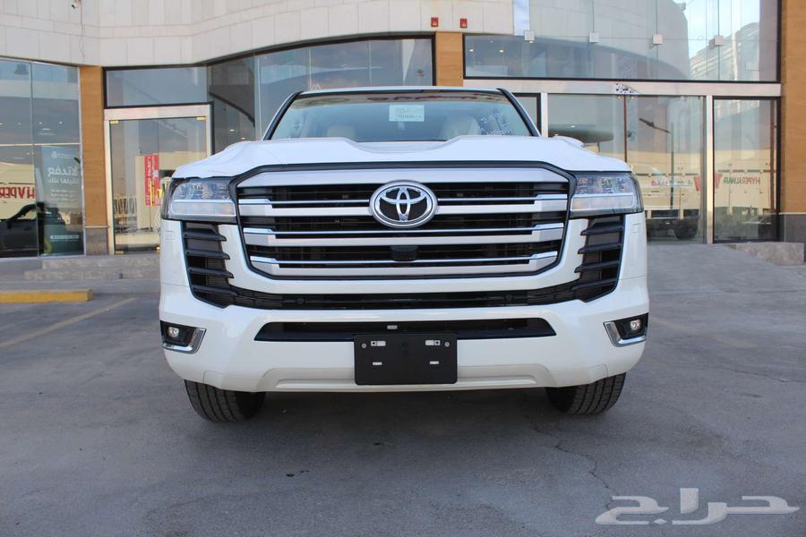 تويوتا لاندكروزر جي اكس ار GXR L 4 موديل 202463703297174531112