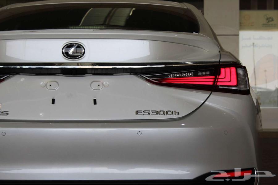لكزس - ES300 Bh هايبرد - 2024 - نص فل - خليجي63704727438595111