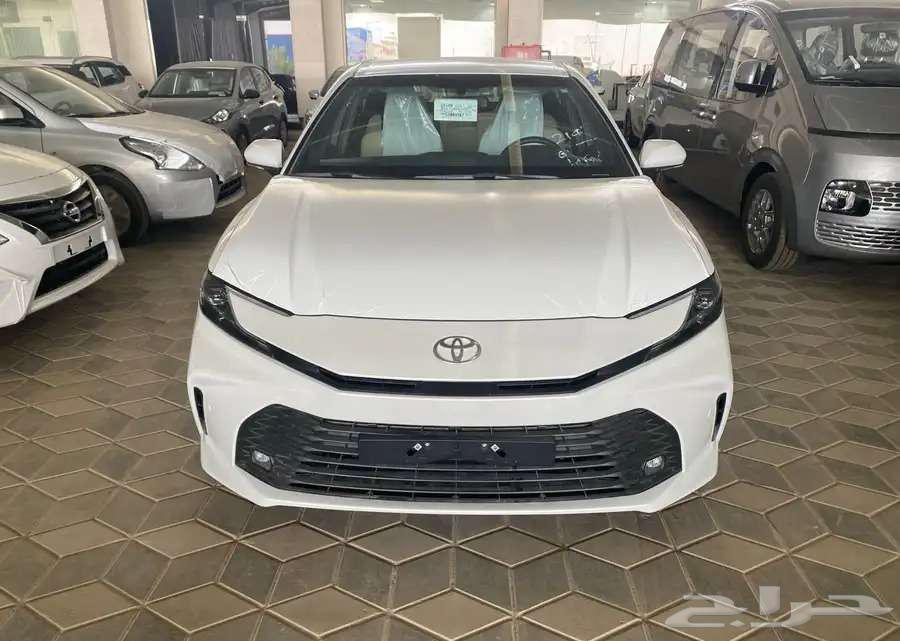 تويوتا كامري E بنزين 2025 سعودي اصفار63704634641154110