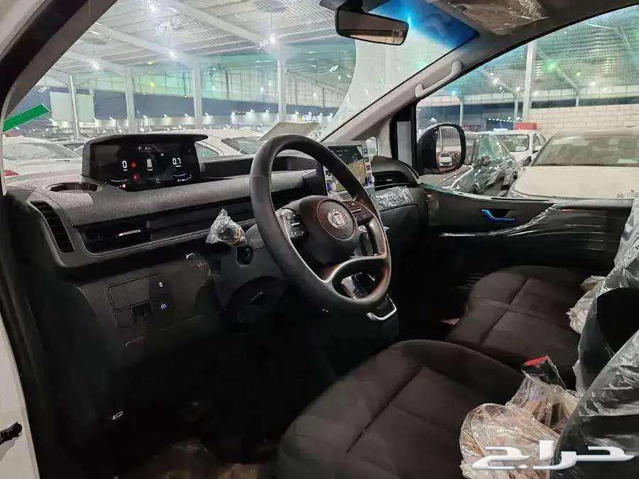 هيونداي ستاريا 9 راكب ديزل موديل 2025 كاش او اقساط63706628624131114
