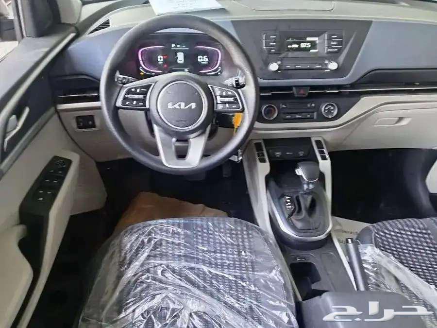 كيا كارينز استاندر ونص فل 2025 كاش وتقسيط63707377190915112