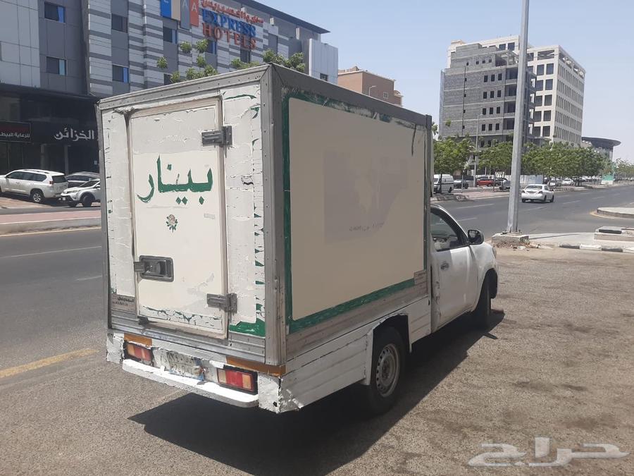 تويوتا هايلوكس موديل 2012 مع ثلاجة تبريد63713844554881110