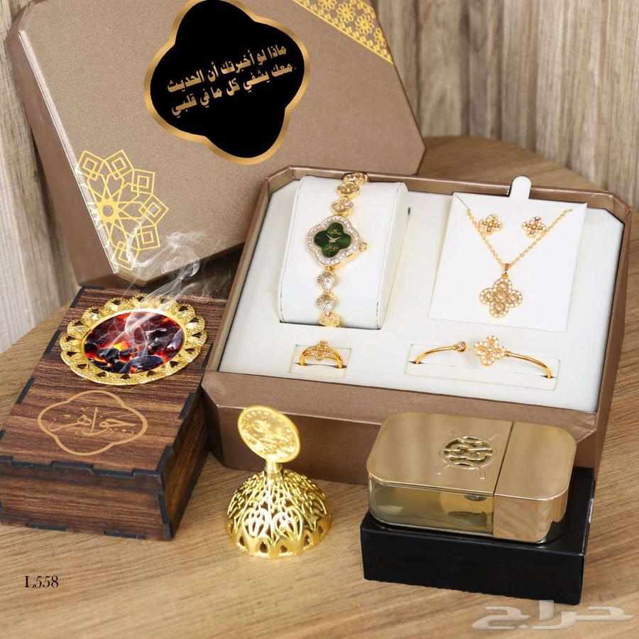 Women's Evening Sets63667810210435110