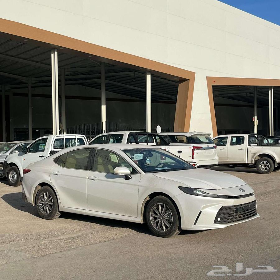 تويوتا كامري بنزين E63702768715777114