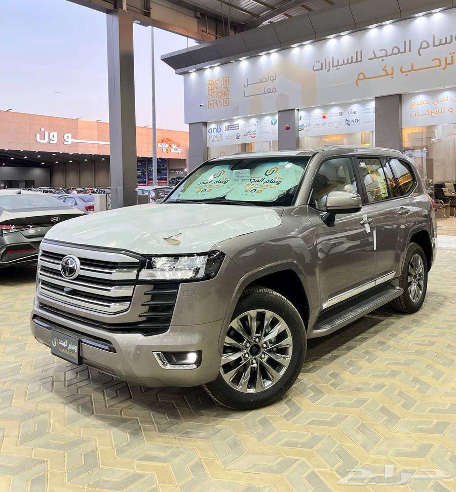 عرض خاص تويوتا لاندكروزر GXR L5 موديل 2024 بطاقه جمركيه63709541203587111