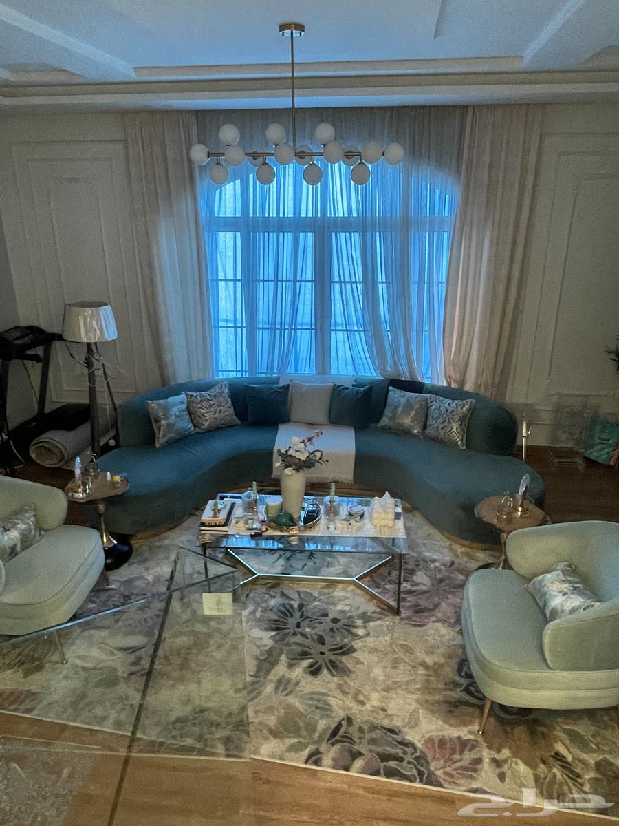 Lilt Sofa Set, Clean Table from Home Center63671318475266110