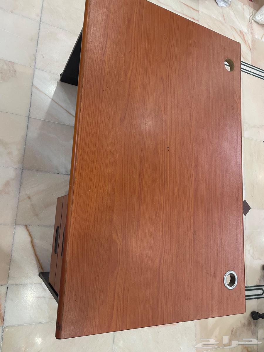 للبيع مكتب63672169660545113
