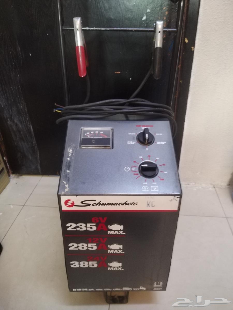 جهاز شحن بطاريات سيارات وشاحنات من شركة Schumacher63654680365571111