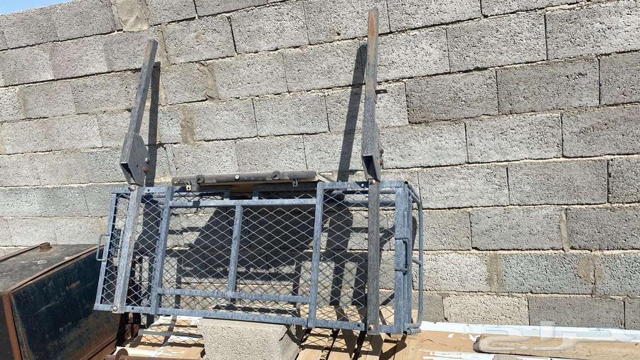 2 حامل عفش بحالة جيدة للبيع63670713156737110