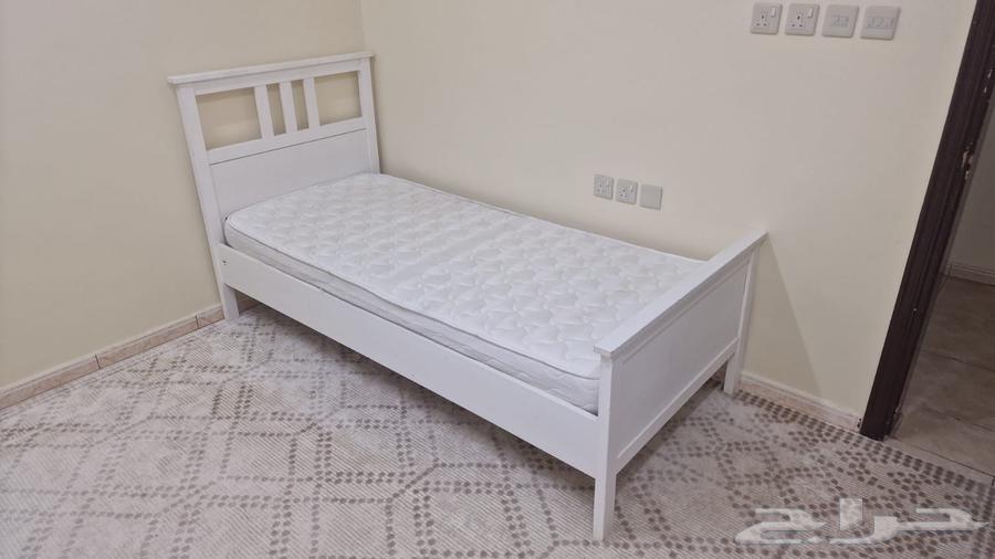 Single bed63668923809027110