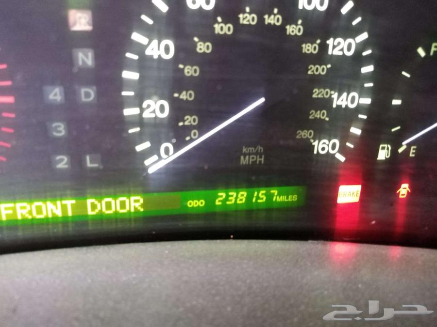 للبيع لكزس موديل 1998بمعرض البيان المطور بالرياض بالحاير63721200396163113