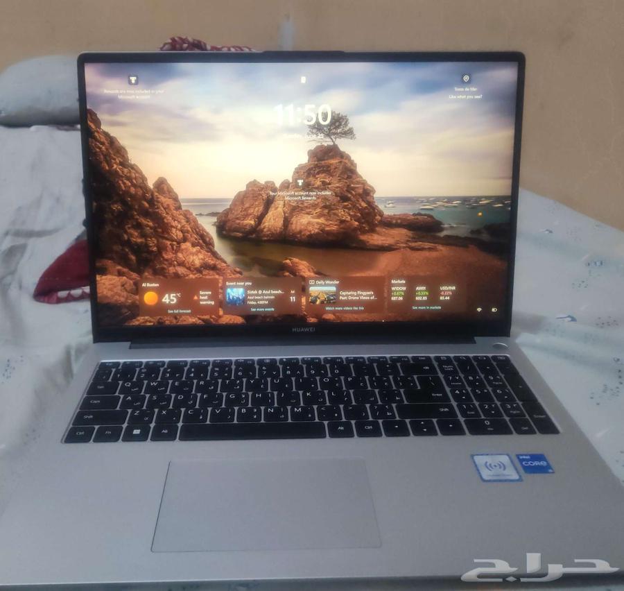 Huawei mate book D16 leptop  like new63667810055041113