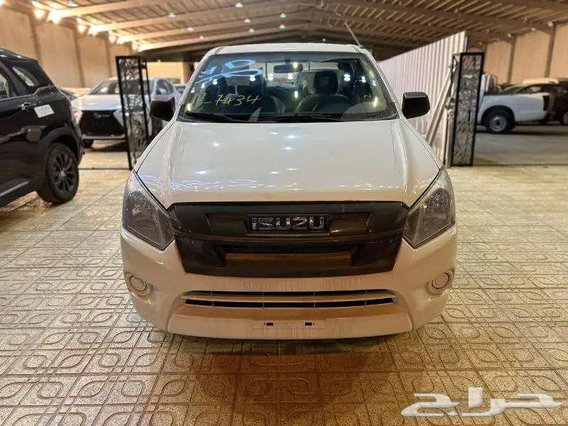 Isuzu GMR2 Standard Without Diff 2025 Cash and Installment63740348348163111
