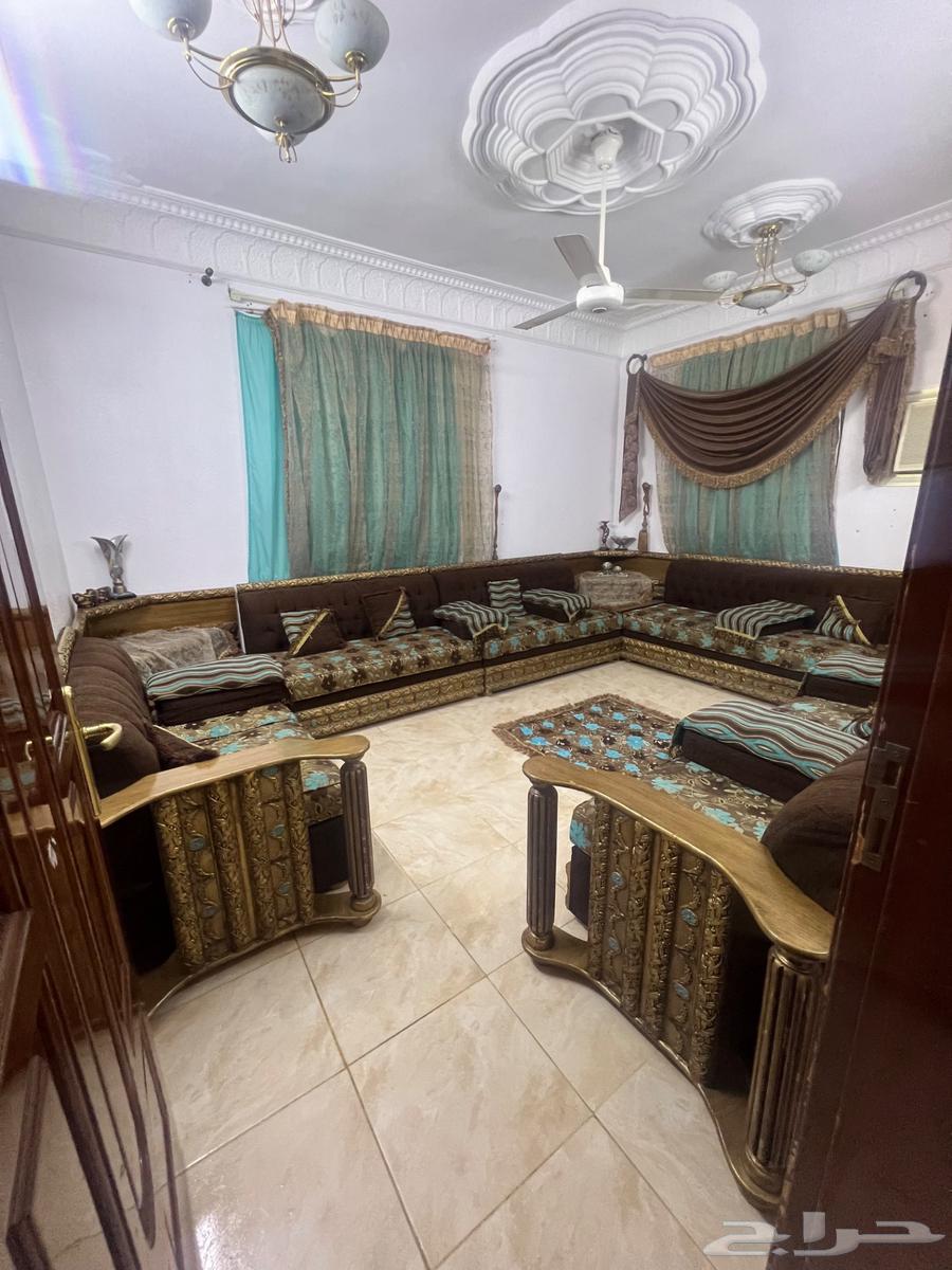 كنب تركي نظيف جدا جدا مقاس 4في 5الغرفه63676908295555111