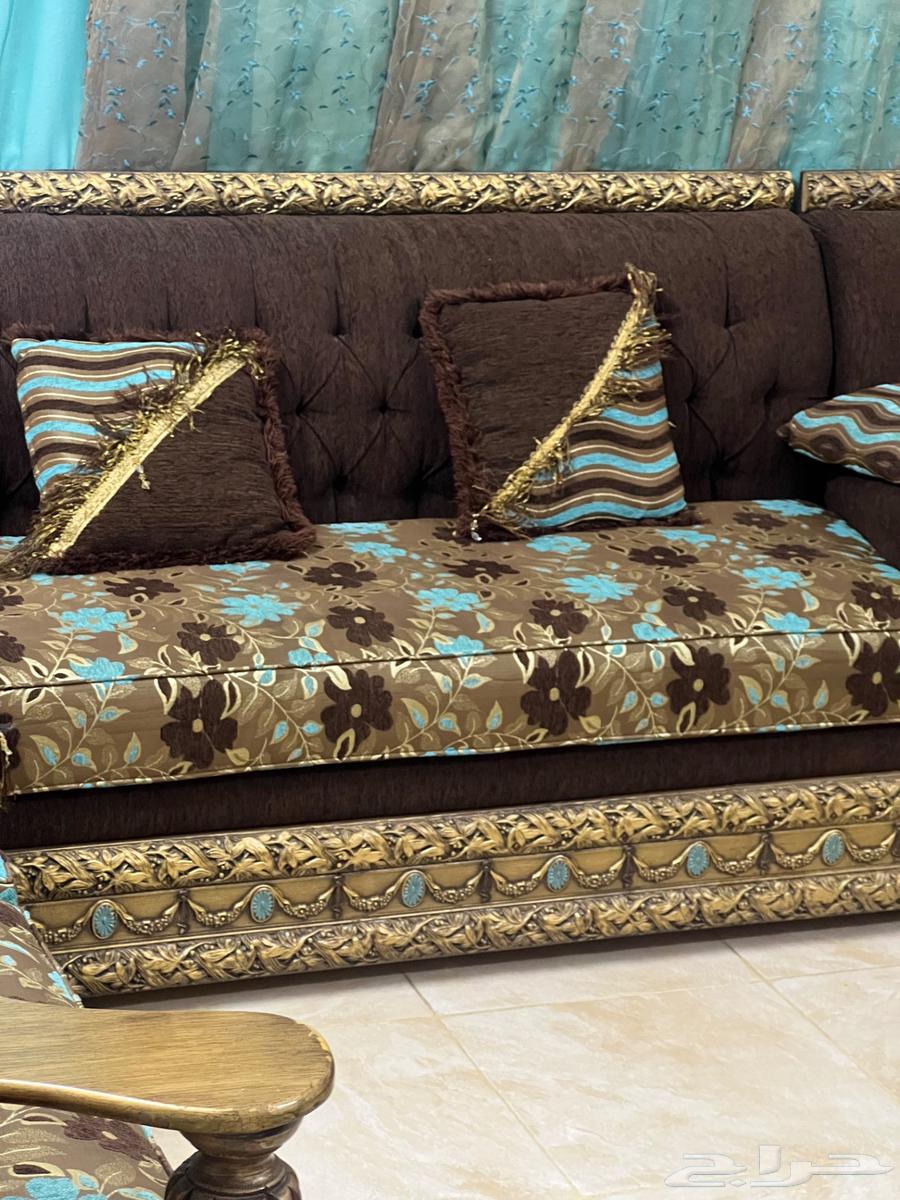 كنب تركي نظيف جدا جدا مقاس 4في 5الغرفه63676908295555110