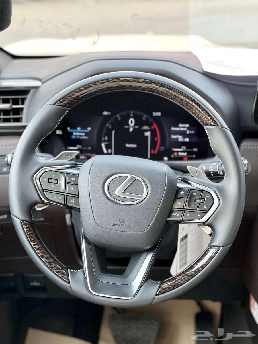 لكزس 600 LX سعودي فل كامل 2025 بي بي داخل اف وايت63728983770755114