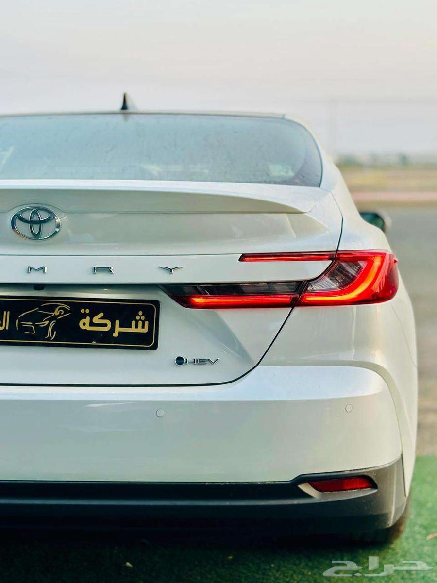 تويوتا كامري LE هايبرد موديل 202563732162293891113