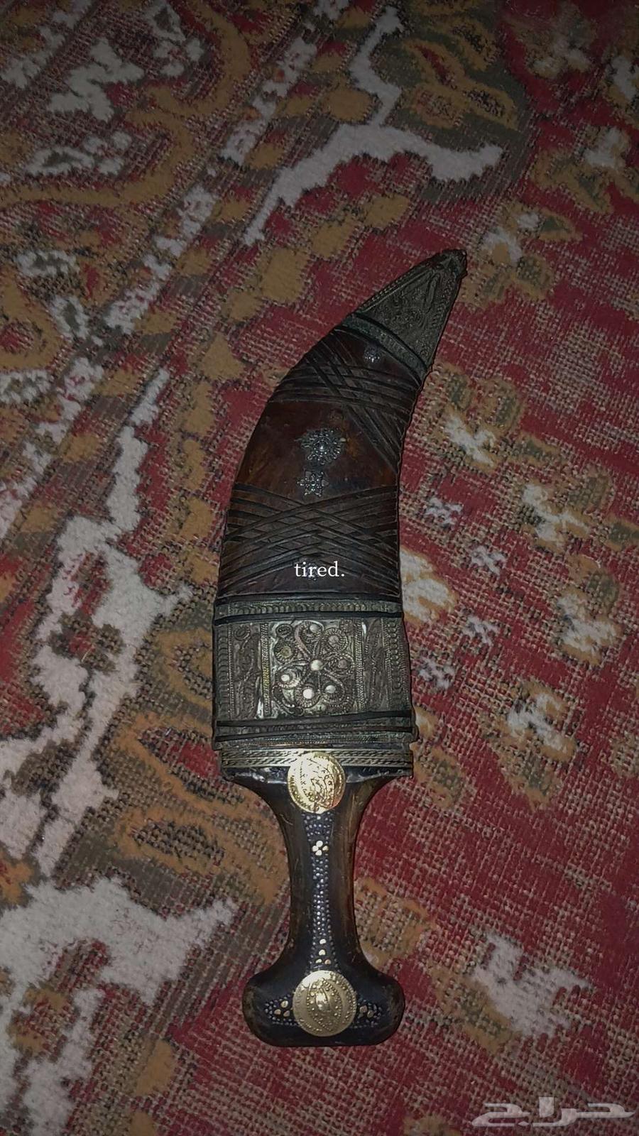 جنبيه قديمه لها 20 سنه واكثر63699003702657111