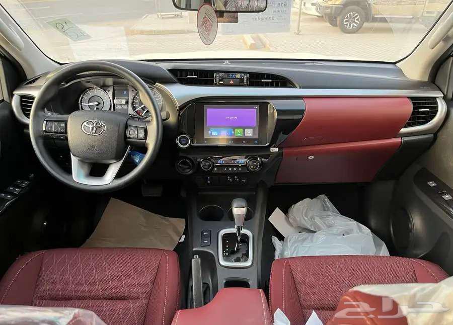 تويوتا هايلوكس بنزين 2025 فل كامل اصفار سعودي63734686920066113