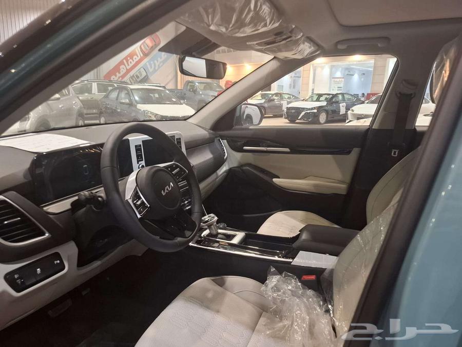 Kia Seltos EX and LX63740730436865110