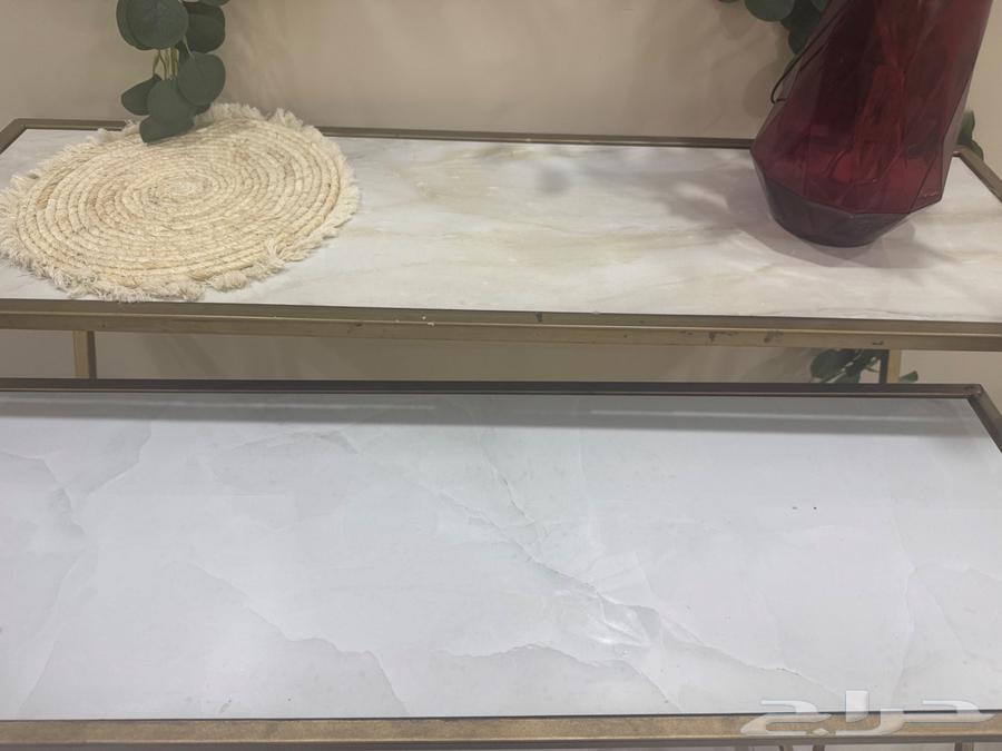طاولة تقديمات63678746706434111