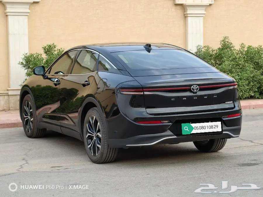 كراون بريميوم اسود 202363730844143489111