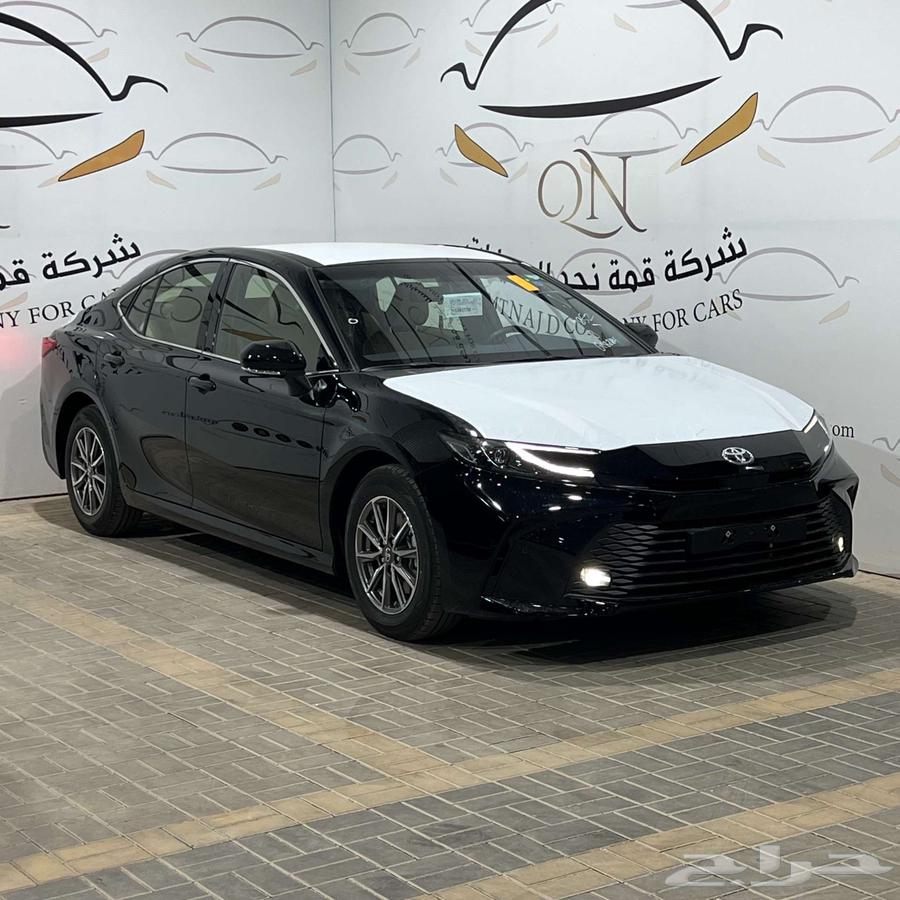 تويوتا كامري E استاندر جنوط بنزين 2025 بأقل الأسعار63730942009730110
