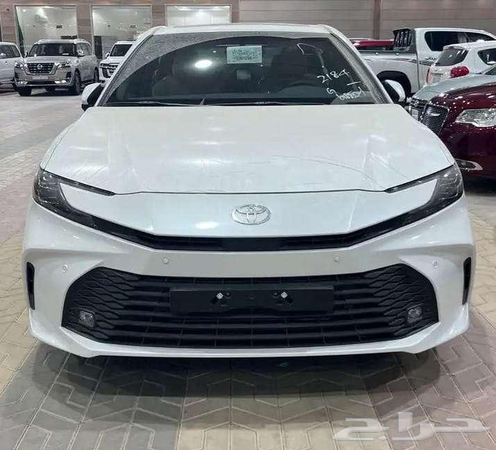 تويوتا كامرى نص فل بنزين موديل 2025 متوفر كاش   اقساط63754482891905110
