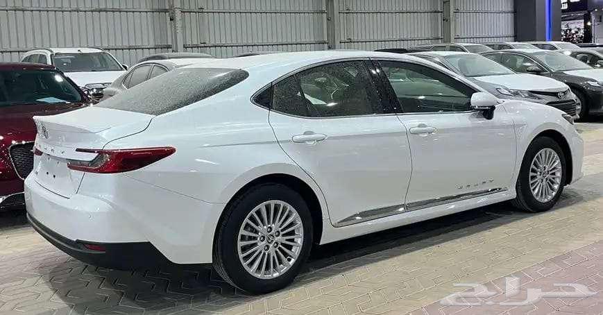 تويوتا كامرى نص فل بنزين موديل 2025 متوفر كاش   اقساط63754482891905112