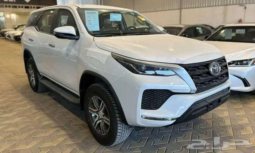 تويوتا فورشنر GX2 استندر دبل بنزين موديل 2025 كاش  اقساط63747678566529111