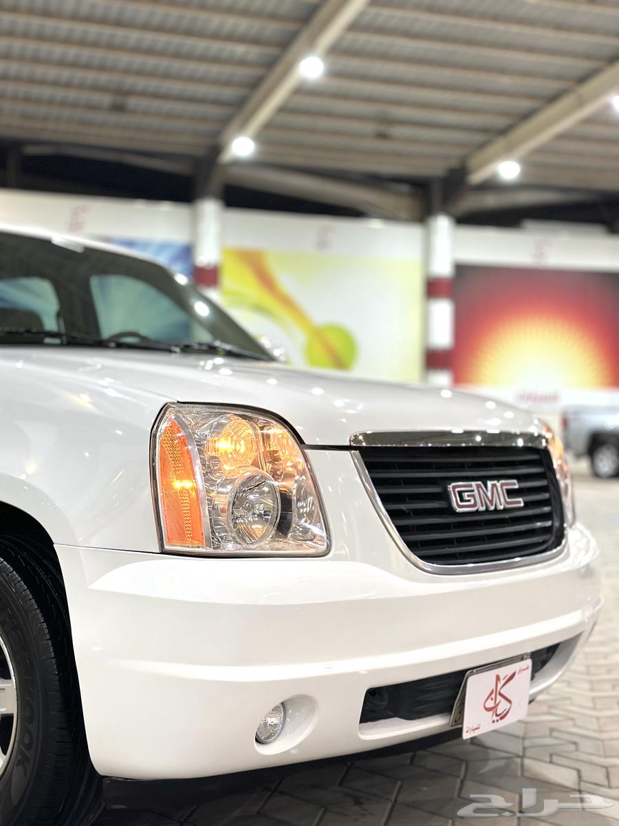 2010 GMC Yukon XL Long, Half Option, Double Cab. Low Mileage. (Sold)63760358365185111
