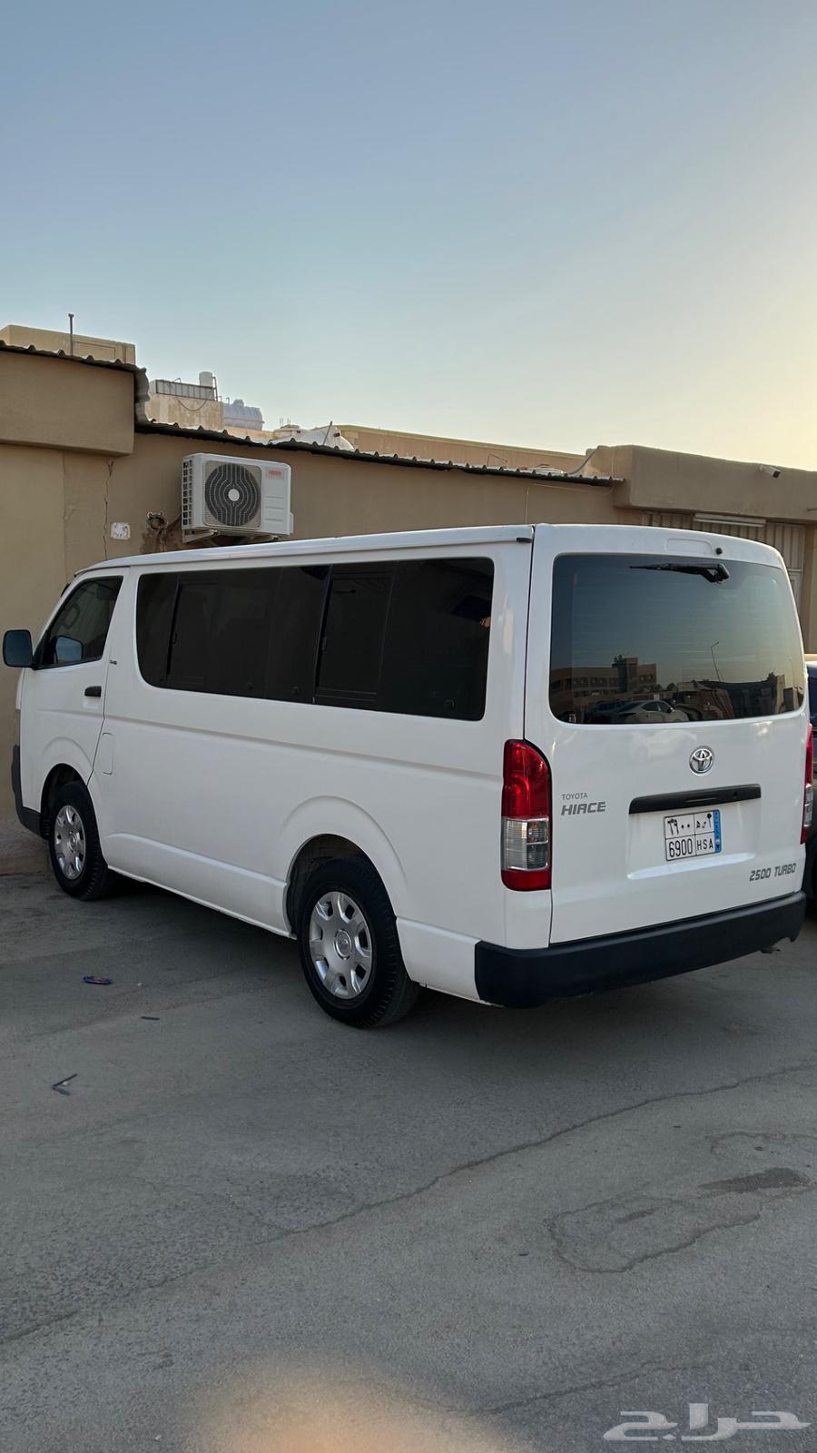 باص لإيجار (مع سواق فقط )63744117367681110