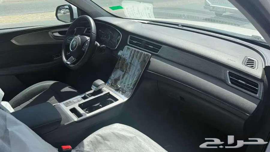 ام جي RX 5 نص فل 2023 بانوراما63749110427907113