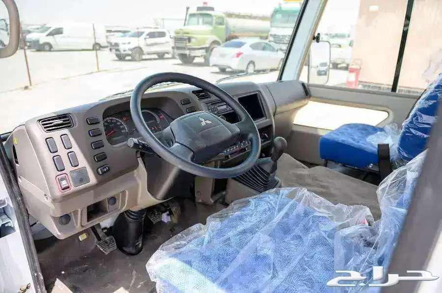 ميتسوبيشي روزا باص 26 راكب ديزل موديل 202463746181235329114